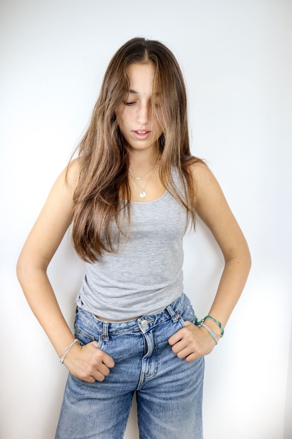 גופיה עם כתפיה רחבה אפור מלאנז׳