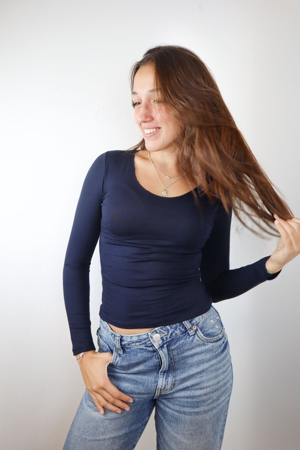 וי גזור מידות 16-18 שרוול ארוך