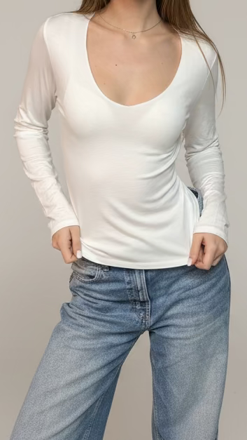 וי גזור קצרה במותן שרוול ארוך